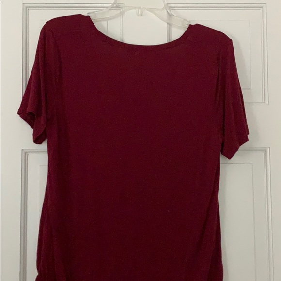 Red basic tshirt! - Picture 3 of 3